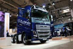 沃尔沃 FH16重卡 750马力 8X4牵引车