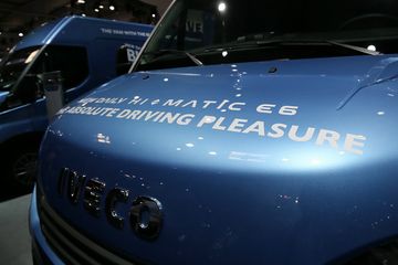 ��ά�� Daily 180���� 4X2������ʽ�ػ���ͼƬ