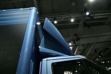 ��ά�� Daily 180���� 4X2������ʽ�ػ���ͼƬ