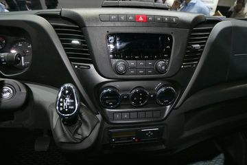 ��ά�� Daily 180���� 4X2������ʽ�ػ���ͼƬ