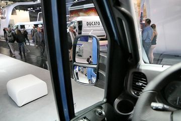 ��ά�� Daily 180���� 4X2������ʽ�ػ���ͼƬ