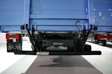 ��ά�� Daily 180���� 4X2������ʽ�ػ���ͼƬ