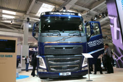 沃尔沃 FH460重卡 460马力 6X2牵引车