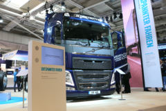 沃尔沃 FH460重卡 460马力 6X2牵引车