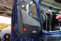 沃尔沃 FH460重卡 460马力 6X2牵引车