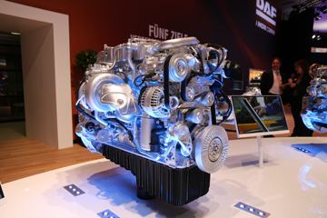 佩卡PACCAR PX-7 295马力 6.7L 国六 柴油发动机