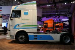 达夫 XF重卡 435马力 4X2牵引车