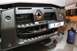 雷诺Kerax&nbsp;自卸车外观                                                图片