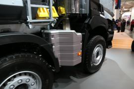 雷诺Kerax&nbsp;自卸车底盘                                                图片