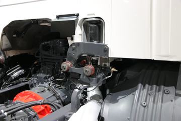 ˹������ Pϵ���ؿ� 320���� 4X2ǣ����(�ͺ�P320)ͼƬ