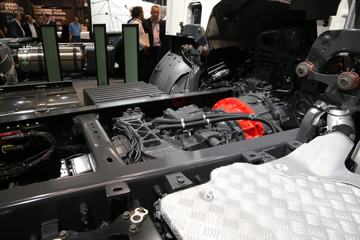 ˹������ Pϵ���ؿ� 320���� 4X2ǣ����(�ͺ�P320)ͼƬ