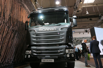 ˹������ Rϵ���ؿ� 580���� 6X4ľ�����䳵(�ͺ�R580 LB6X4MSA)ͼƬ