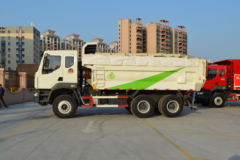 东风柳汽 乘龙M5 310马力 6X4 5.6米自卸车(LZ3258M5DA)