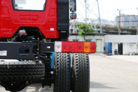 金陆(原属一汽柳特)&nbsp;载货车外观                                                图片