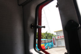 金陆(原属一汽柳特)&nbsp;载货车驾驶室                                               图片