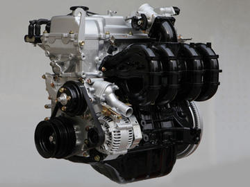 新晨动力4RB4 136马力 2.4L 国五 汽油发动机