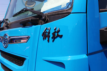 ൺ Vп 180 4X2 7.65ʽػ(CA5160XXYPK2L5E5A80-3)ͼƬ