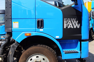 һ����� J6L�п� 180���� 4X2 7.7����ʽ�ػ�������(CA5160XXYP62K1L5A2E5)ͼƬ