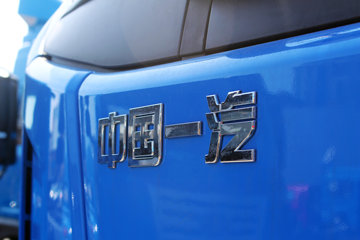 һ����� J6L�п� 180���� 4X2 7.7����ʽ�ػ�������(CA5160XXYP62K1L5A2E5)ͼƬ