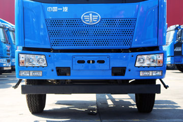 һ����� J6L�п� 180���� 4X2 7.7����ʽ�ػ�������(CA5160XXYP62K1L5A2E5)ͼƬ