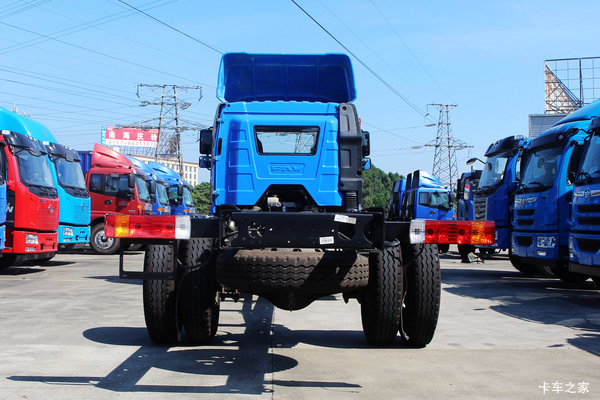 特惠:一汽解放 J6L 大柴 160马力 载货车