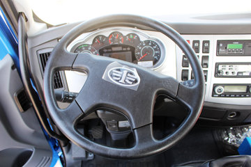 һ����� J6L�п� 180���� 4X2 7.7����ʽ�ػ�������(CA5160XXYP62K1L5A2E5)ͼƬ