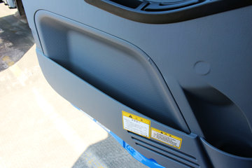 һ����� J6L�п� 180���� 4X2 7.7����ʽ�ػ�������(CA5160XXYP62K1L5A2E5)ͼƬ