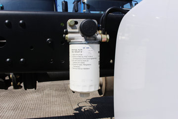 һ����� J6L�п� 180���� 4X2 7.7����ʽ�ػ�������(CA5160XXYP62K1L5A2E5)ͼƬ