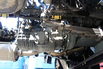 һ����� J6L�п� 180���� 4X2 7.7����ʽ�ػ�������(CA5160XXYP62K1L5A2E5)ͼƬ