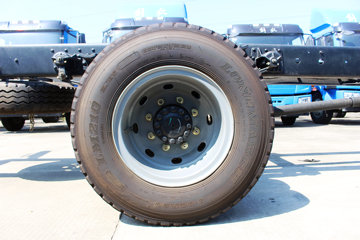 һ����� J6L�п� 180���� 4X2 7.7����ʽ�ػ�������(CA5160XXYP62K1L5A2E5)ͼƬ