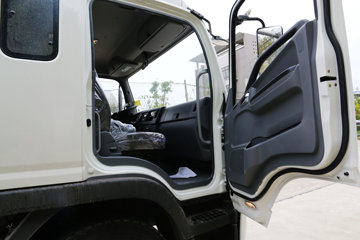 ���� ˧��Q9 ��˾��W570 190���� 4X2 7.5����ʽ�ػ�������(HFC5142XXYP70K1E3V)ͼƬ