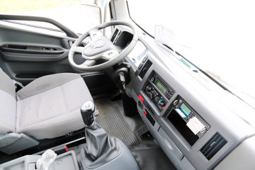 ���� ˧��Q9 ��˾��W570 190���� 4X2 7.5����ʽ�ػ�������(HFC5142XXYP70K1E3V)ͼƬ