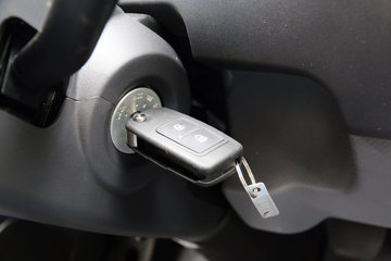 ���� ˧��Q9 ��˾��W570 190���� 4X2 7.5����ʽ�ػ�������(HFC5142XXYP70K1E3V)ͼƬ