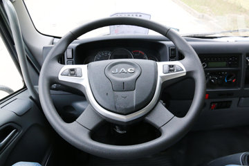 ���� ˧��Q9 ��˾��W570 190���� 4X2 7.5����ʽ�ػ�������(HFC5142XXYP70K1E3V)ͼƬ