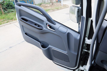 ���� ˧��Q9 ��˾��W570 190���� 4X2 7.5����ʽ�ػ�������(HFC5142XXYP70K1E3V)ͼƬ