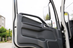 江淮 帅铃Q9 威司达W570 190马力 4X2 7.5米厢式载货车底盘(HFC5142XXYP70K1E3V)