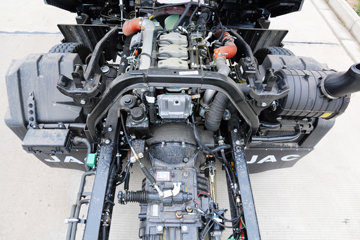 ���� ˧��Q9 ��˾��W570 190���� 4X2 7.5����ʽ�ػ�������(HFC5142XXYP70K1E3V)ͼƬ