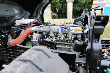 ���� ˧��Q9 ��˾��W570 190���� 4X2 7.5����ʽ�ػ�������(HFC5142XXYP70K1E3V)ͼƬ