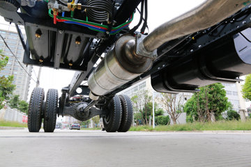 ���� ˧��Q9 ��˾��W570 190���� 4X2 7.5����ʽ�ػ�������(HFC5142XXYP70K1E3V)ͼƬ