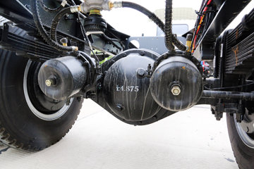 ���� ˧��Q9 ��˾��W570 190���� 4X2 7.5����ʽ�ػ�������(HFC5142XXYP70K1E3V)ͼƬ