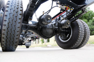 ���� ˧��Q9 ��˾��W570 190���� 4X2 7.5����ʽ�ػ�������(HFC5142XXYP70K1E3V)ͼƬ