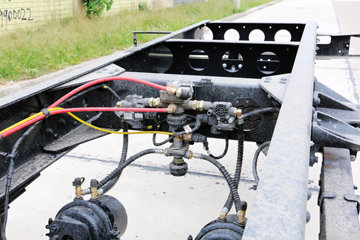 ���� ˧��Q9 ��˾��W570 190���� 4X2 7.5����ʽ�ػ�������(HFC5142XXYP70K1E3V)ͼƬ