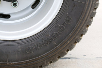 ���� ˧��Q9 ��˾��W570 190���� 4X2 7.5����ʽ�ػ�������(HFC5142XXYP70K1E3V)ͼƬ