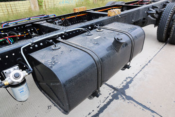 ���� ˧��Q9 ��˾��W570 190���� 4X2 7.5����ʽ�ػ�������(HFC5142XXYP70K1E3V)ͼƬ