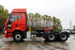 一汽解放 J6P重卡 寒区版 420马力 6X4牵引车(CA4250P66K24T1E5)