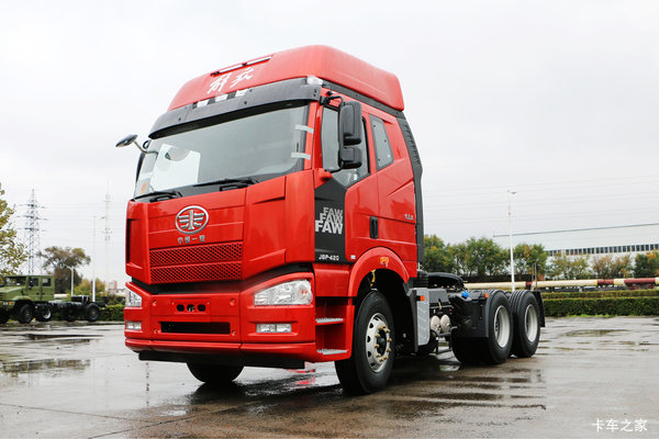 一汽解放 J6P重卡 寒区版 420马力 6X4牵引车(CA4250P66K24T1E5)