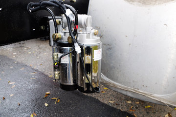 һ����� J6P�ؿ� ������ 420���� 6X4ǣ����(CA4250P66K24T1E5)ͼƬ