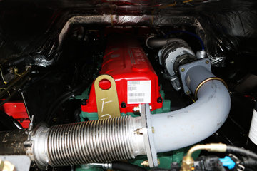 һ����� J6P�ؿ� ������ 420���� 6X4ǣ����(CA4250P66K24T1E5)ͼƬ