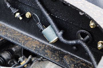 һ����� J6P�ؿ� ������ 420���� 6X4ǣ����(CA4250P66K24T1E5)ͼƬ