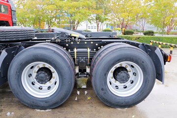 һ����� J6P�ؿ� ������ 420���� 6X4ǣ����(CA4250P66K24T1E5)ͼƬ